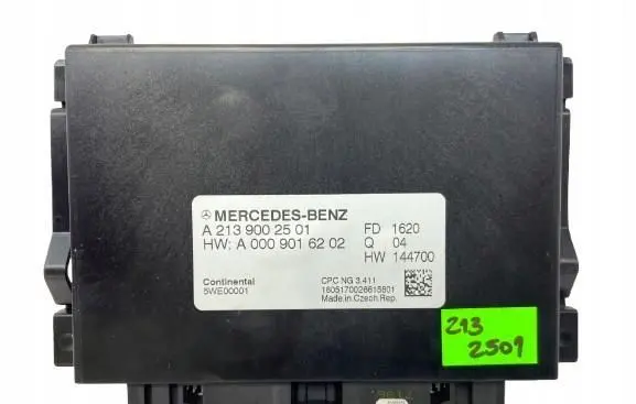 Mercedes-Benz E W213 Gearbox control unit/module A2139002501