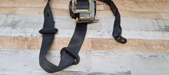 Audi A6 S6 C5 4B Front seatbelt 560571801 4B0857706 4B0857706A