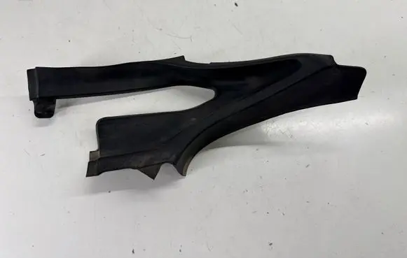 Tesla Model X Wiper trim 106460300B