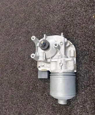 Mercedes-Benz C W205 Wiper motor 1137328871