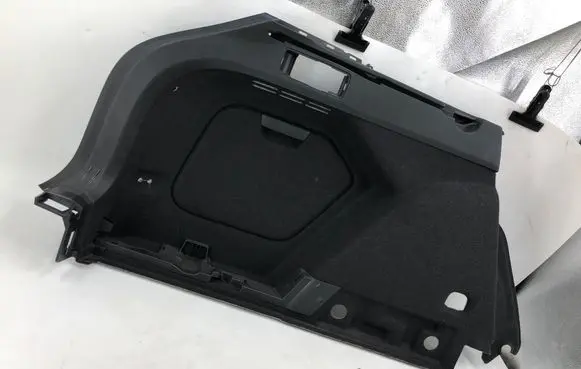 Volkswagen Golf VIII Trunk/boot side trim panel 5h9867427