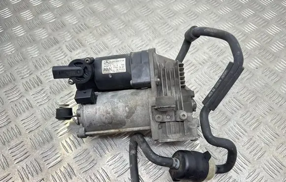 Mercedes-Benz S W221 Air suspension compressor/pump A2213201704
