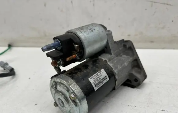Mercedes-Benz A W177 Starter motor A6089060100