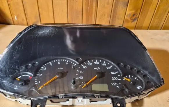 Ford Focus Speedometer (instrument cluster) 10841