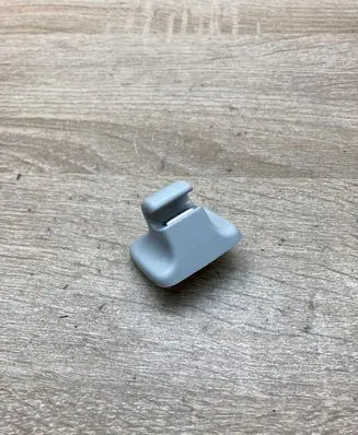 Volkswagen PASSAT B6 Sun visor clip/hook/bracket 1K0857561B