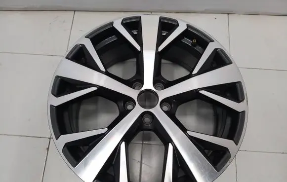 Seat Arona R18 alloy rim 6F9601025J 7JX18N2
