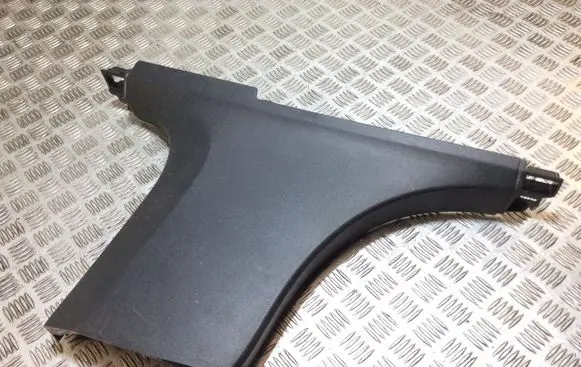 Volvo XC90 (B) pillar trim (bottom) 31363586
