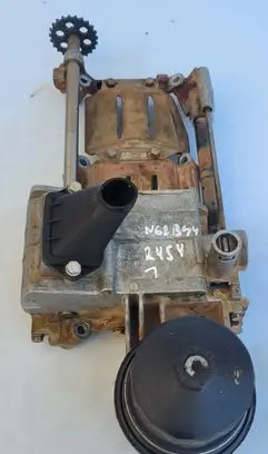 BMW 5 E60 E61 Oil pump 