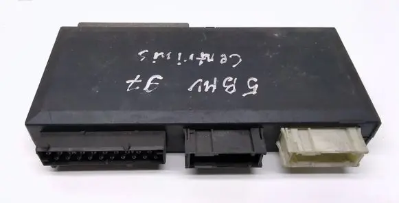 BMW 5 E39 Comfort/convenience module 8372142 61358372142