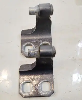 Maserati Ghibli Front door hinge set A048903