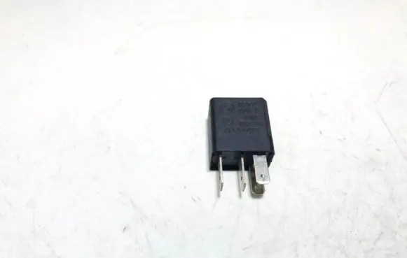 Fiat Punto (188) Other relay 46520421 70230