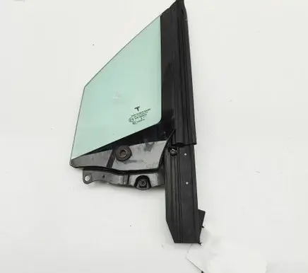 Tesla Model X Front door vent window glass four-door 105520500D