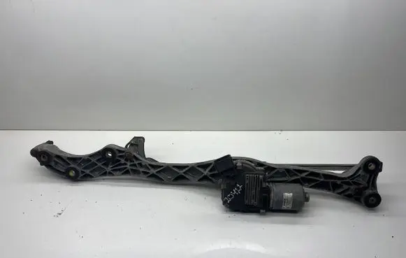 BMW 7 E65 E66 Front wiper linkage and motor 3397020553 7115706