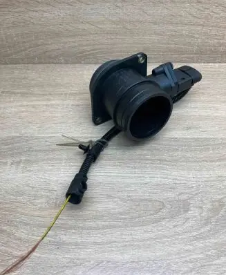 Volkswagen Golf IV Mass air flow meter 06A906461 0280217121 WithPlug