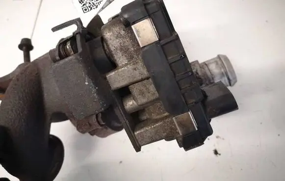 Ford Mondeo MK IV Turbine electric control actuator 6NW009206