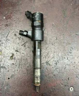 Opel Zafira B Fuel injector 0445110165 AS8872D8T