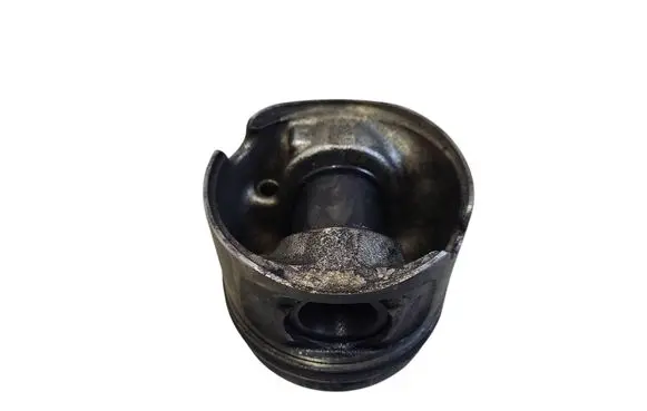 BMW 3 E90 E91 Piston 0000