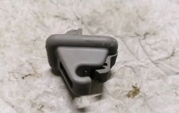 Volvo S60 Sun visor clip/hook/bracket 3672