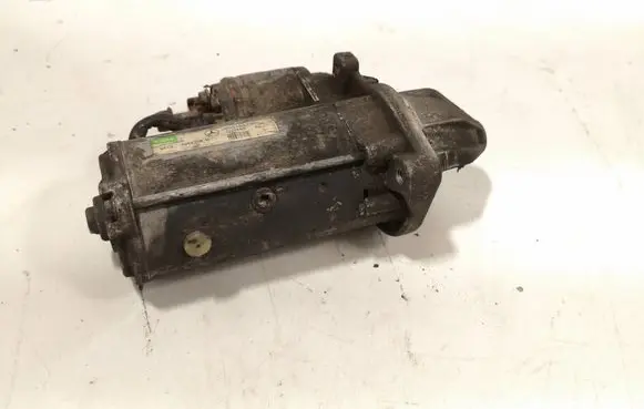 Mercedes-Benz E W211 Starter motor 0051511301 D7R43 02820BN