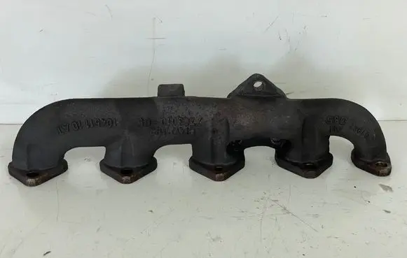 BMW 7 E65 E66 Exhaust manifold 7793010