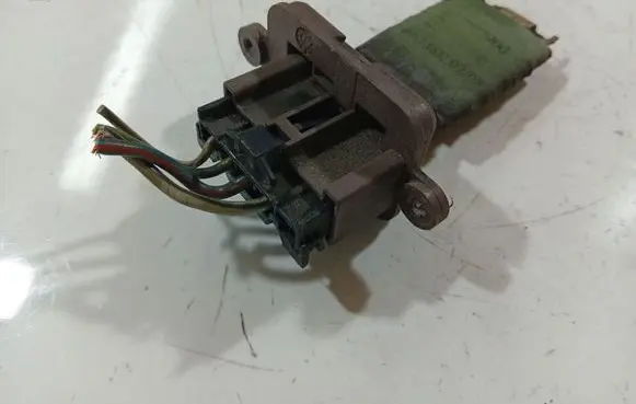 Fiat Bravo Heater blower motor/fan resistor 