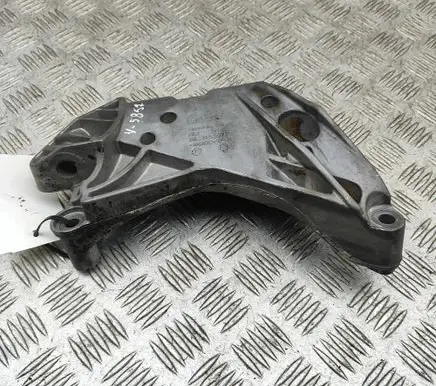 Audi A3 S3 8V Engine mounting bracket 06J199207P