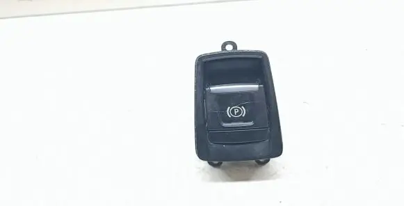 BMW 2 F46 Hand parking brake switch 6822524