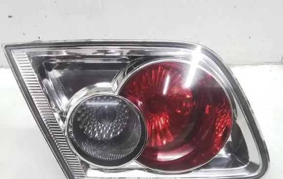 Mazda 6 Tailgate rear/tail lights