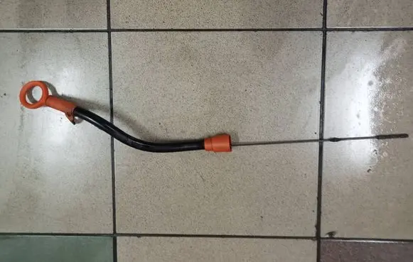 Oil level dip stick