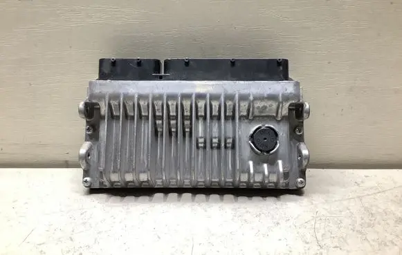 Toyota Auris E180 Engine control unit/module 896610Z750 MB2755003471