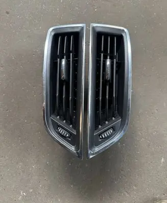 Ford S-MAX Dashboard side air vent grill/cover trim KM2B19C681