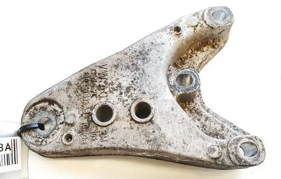 Skoda Roomster (5J) Engine mounting bracket 6Q0199185AB