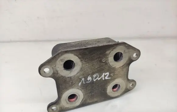 Volkswagen T-Roc Oil filter mounting bracket