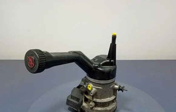 Peugeot 308 Power steering pump 9684979180