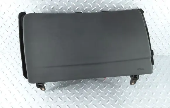 Cadillac XTS Glove box set 84024421 20986717 22986717