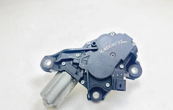 Nissan Qashqai Rear window wiper motor 0390201820