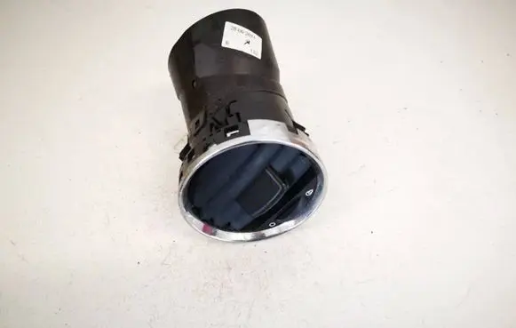 Peugeot 3008 I Dash center air vent grill 9655994277
