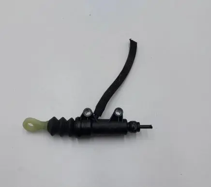 Clutch slave cylinder