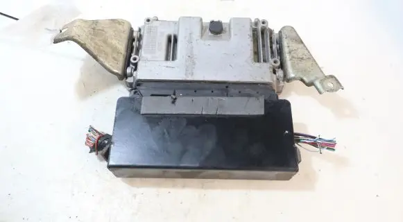 Toyota Yaris Engine control unit/module ECU