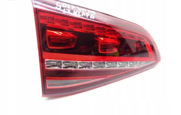 Volkswagen Golf VII Tailgate rear/tail lights 5G0945307G