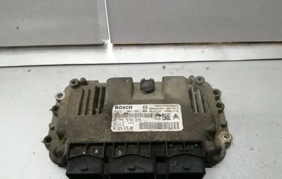 Citroen Berlingo Engine control unit/module 9662467580 0261208905