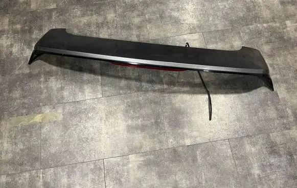 Hyundai Santa Fe Tailgate/trunk spoiler 87210S1000