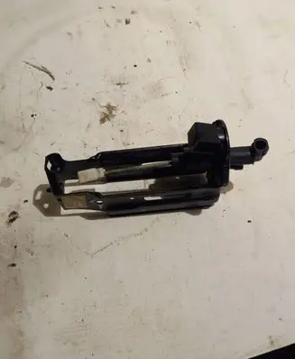 Clutch slave cylinder