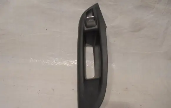 Ford Mondeo Mk III Quarter vent window switch BM51-A237W20-BE