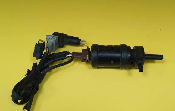 Peugeot 307 Headlight washer pump 