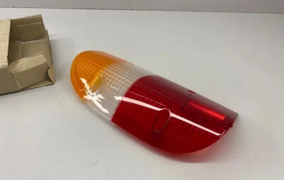 Ford Ranger Tail light part XM3413451CA