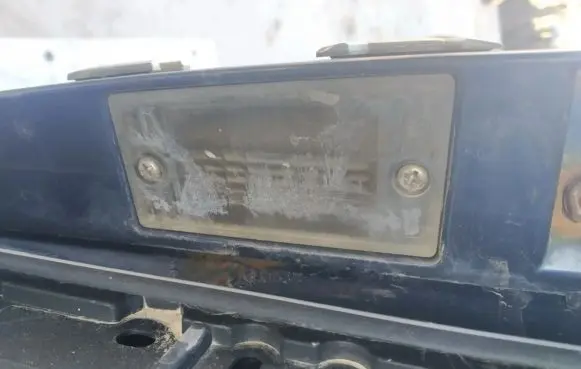 KIA Carens I Number plate light