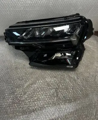 Skoda Karoq Headlight/headlamp 57B941009