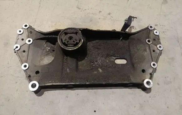 Skoda Superb B6 (3T) Front subframe