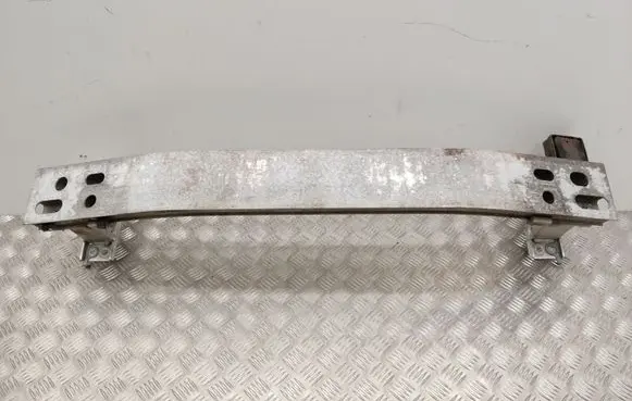 Lexus CT 200H Front bumper cross member 